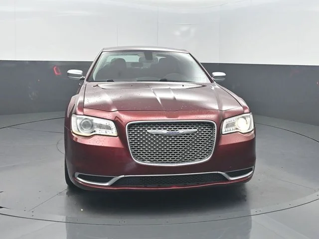 Used 2019 Red Chrysler Touring image 33