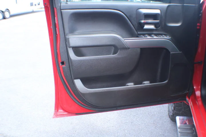 Used 2018 RED HOT Chevrolet LT image 6