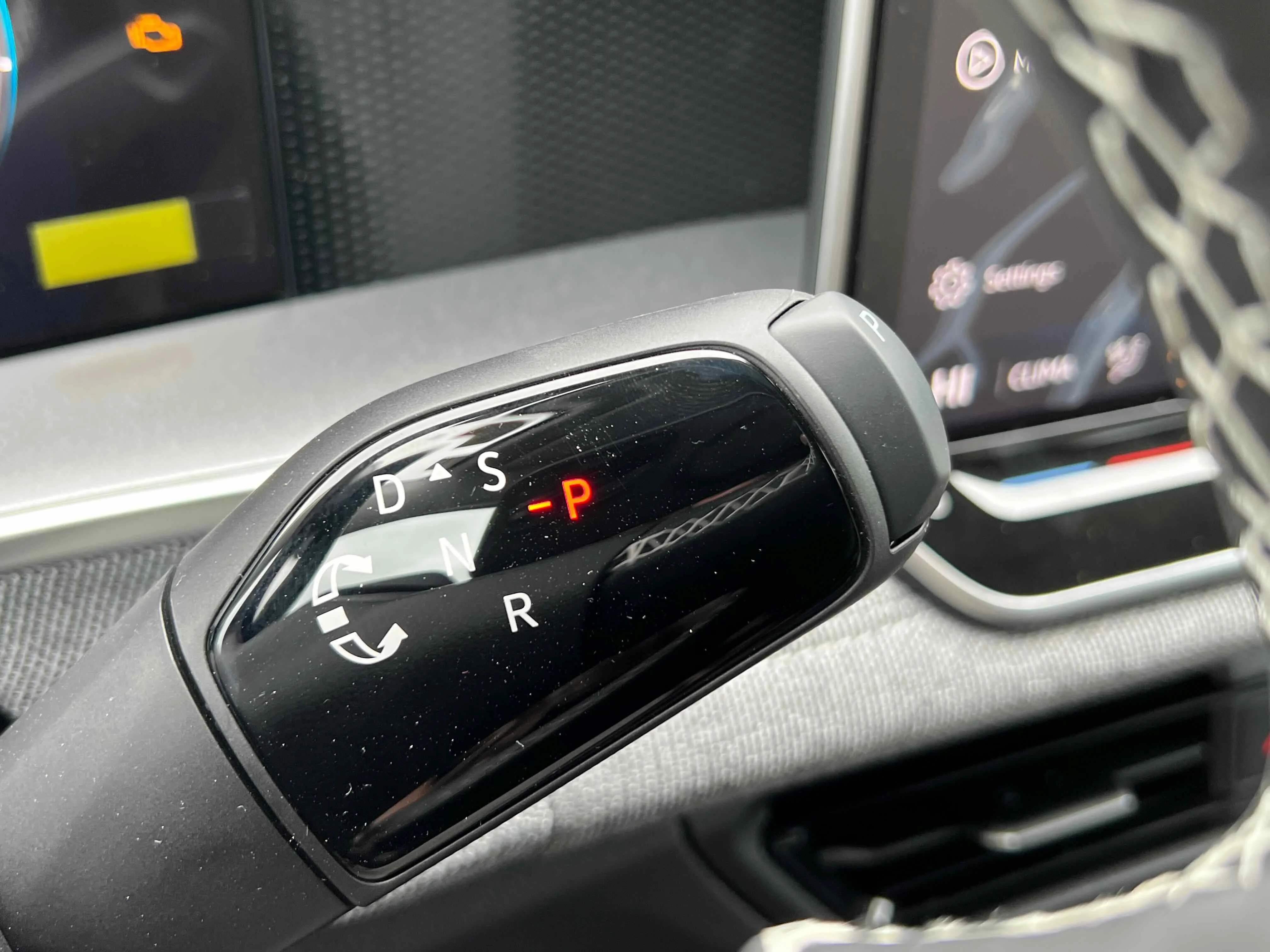 New 2026 Platinum Gray Volkswagen S image 27
