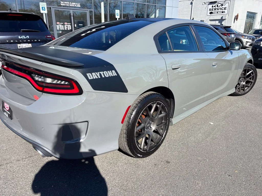 Used 2017 Gray Dodge R/T image 6