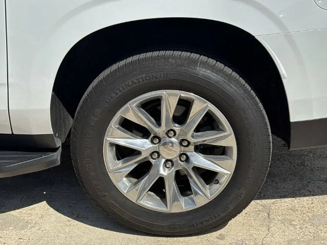 Used 2022 White Chevrolet Premier image 7