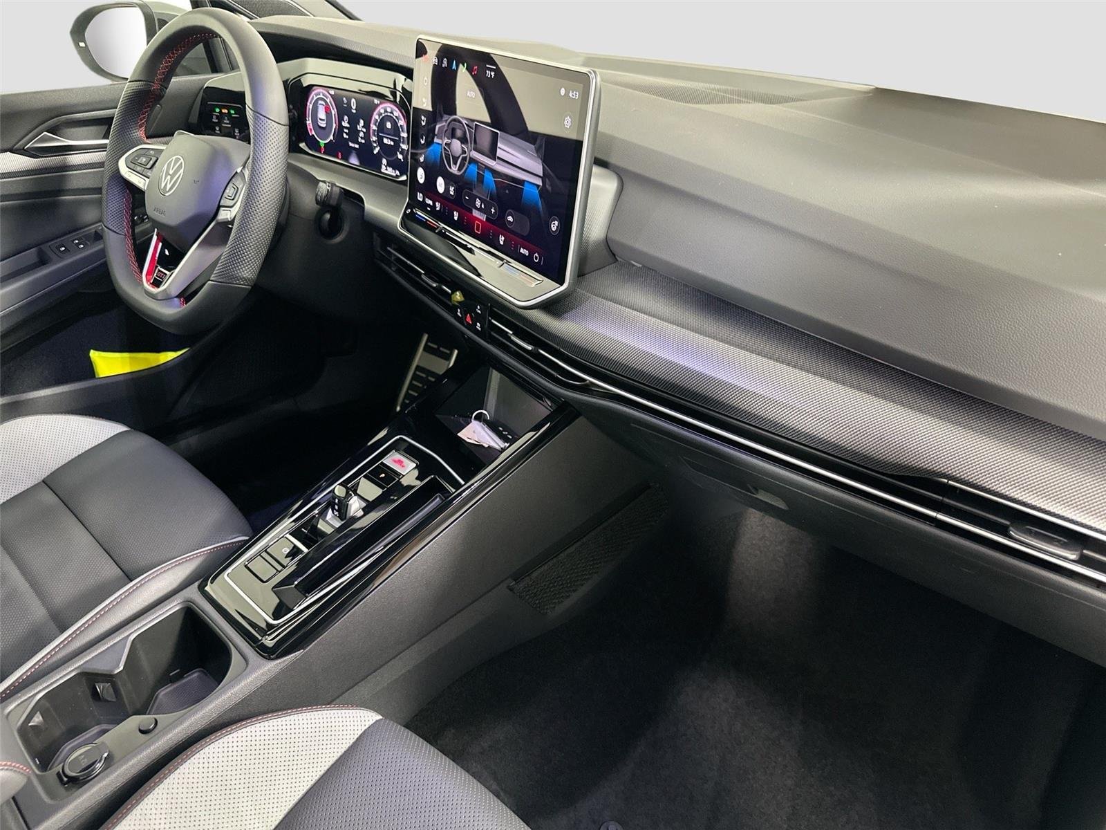 New 2026 Moonstone Gray Volkswagen SE image 27