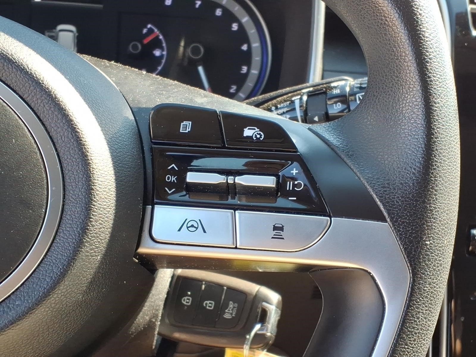 Used 2024 Hampton Gray Hyundai SE image 13