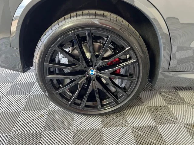 New 2026 Dravit Grey Metallic BMW sDrive40i image 43