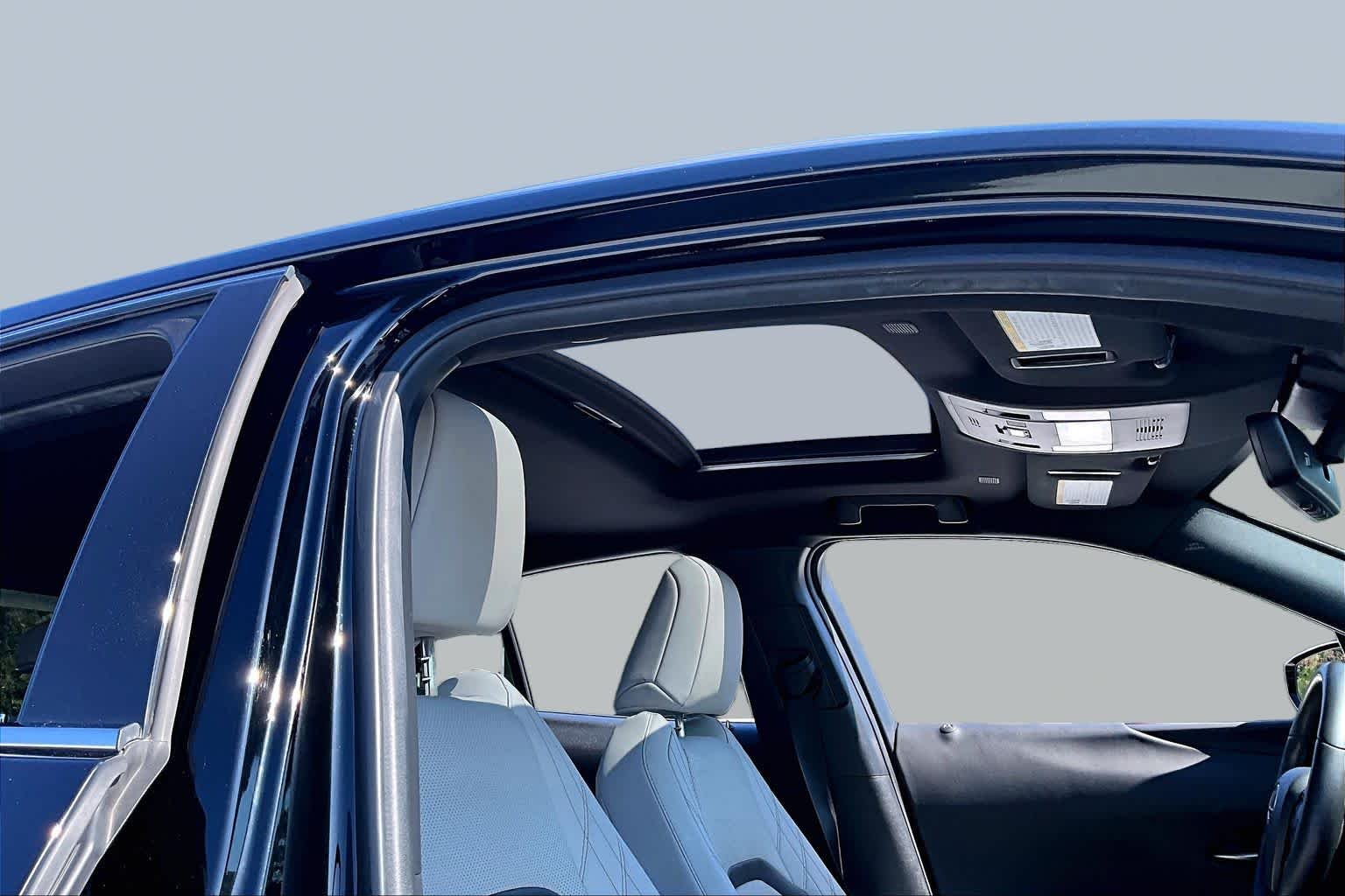 Used 2023 Obsidian Lexus Premium image 13