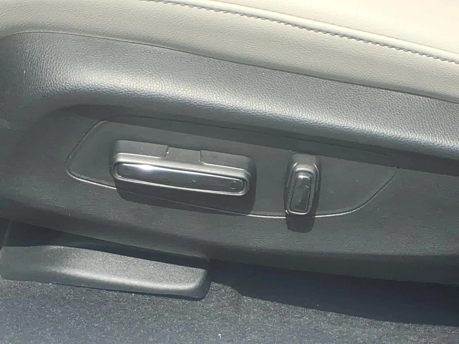 2023 Honda HR-V EX-L - Photo 16