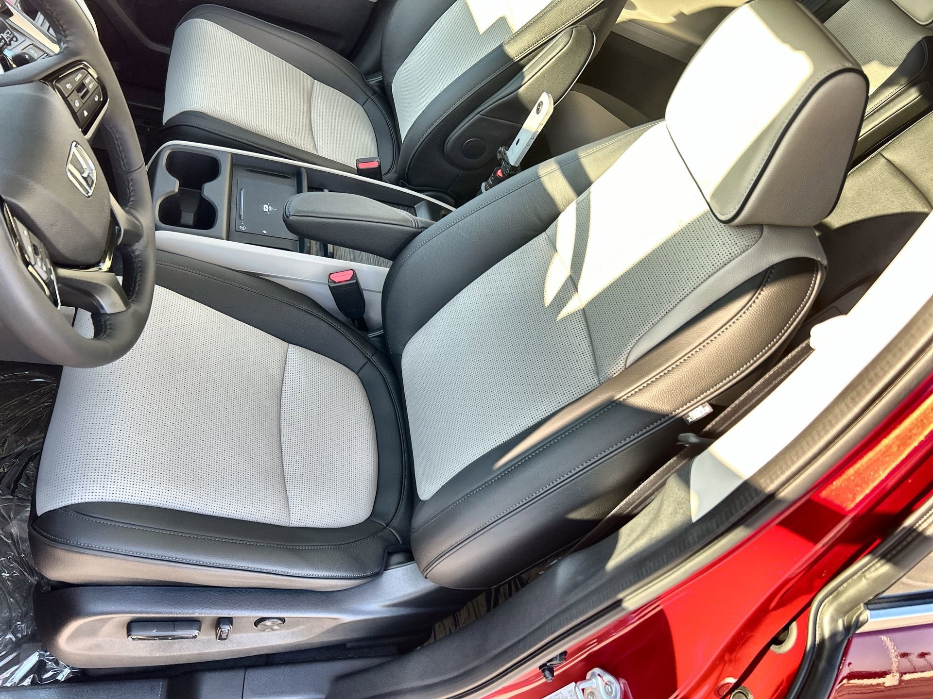 2026 Honda Odyssey Elite - Photo 13