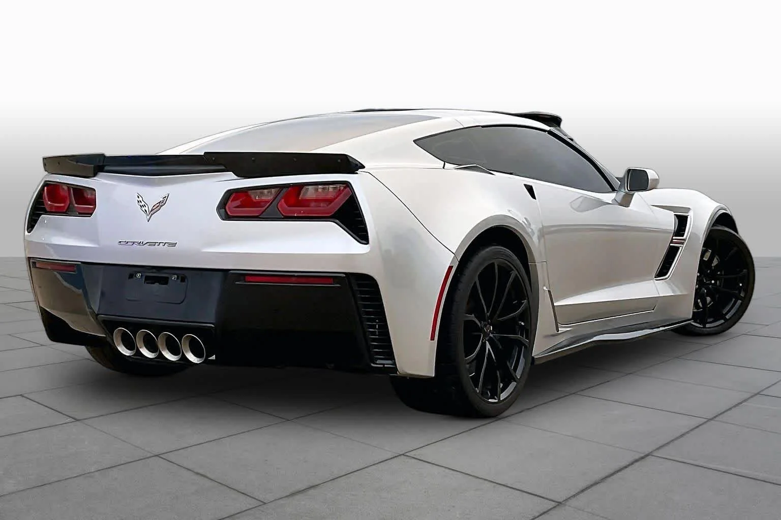 Used 2019 Blade Silver Metallic Chevrolet Grand Sport 2LT image 12