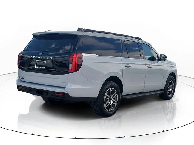 New 2026 Silver Metallic Ford Active image 5