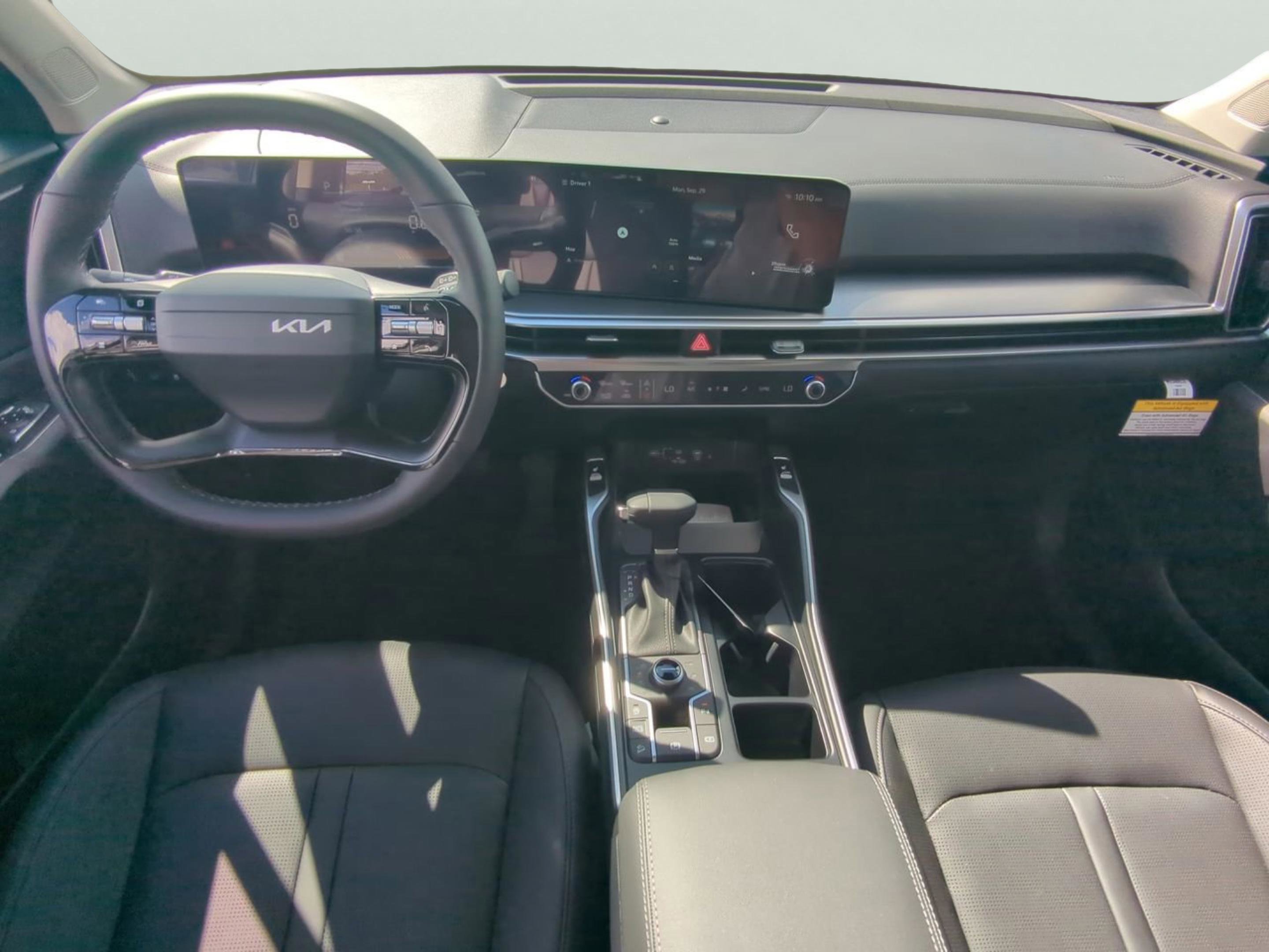 2026 Kia Sorento EX - Photo 16