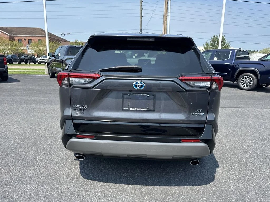 Used 2022 Gray Toyota SE image 7