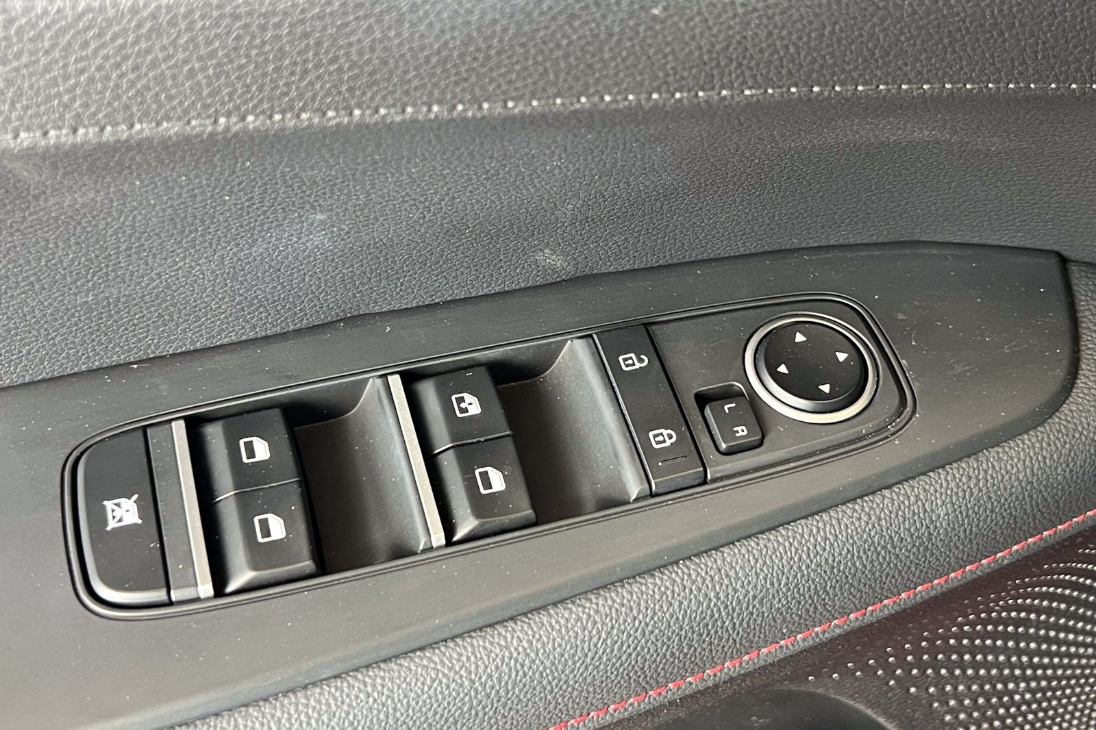 Used 2022 Red Kia GT image 12