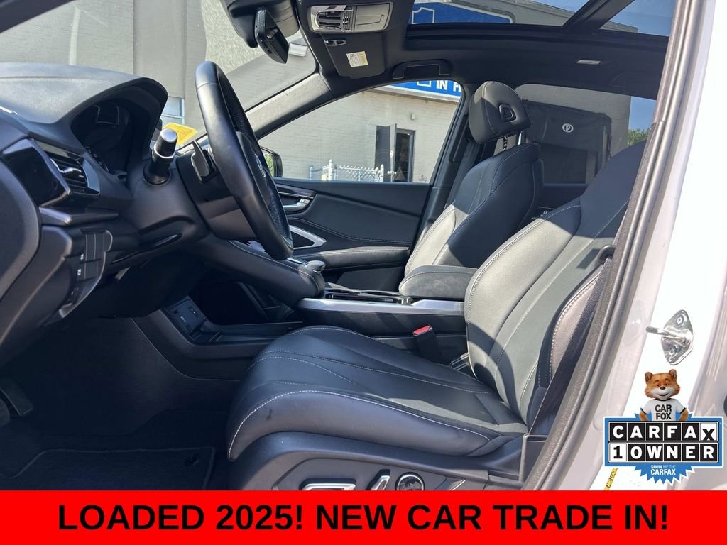 Used 2025  Acura Base image 15