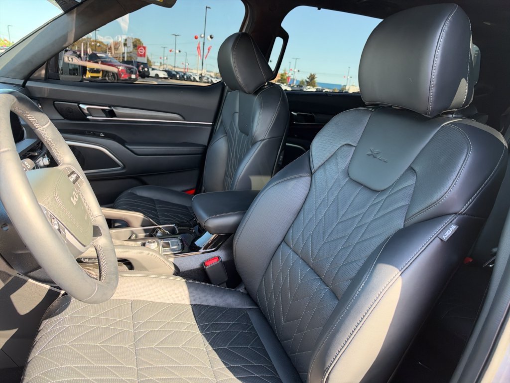 Used 2025 Gray Kia SX-Prestige X-Line image 13