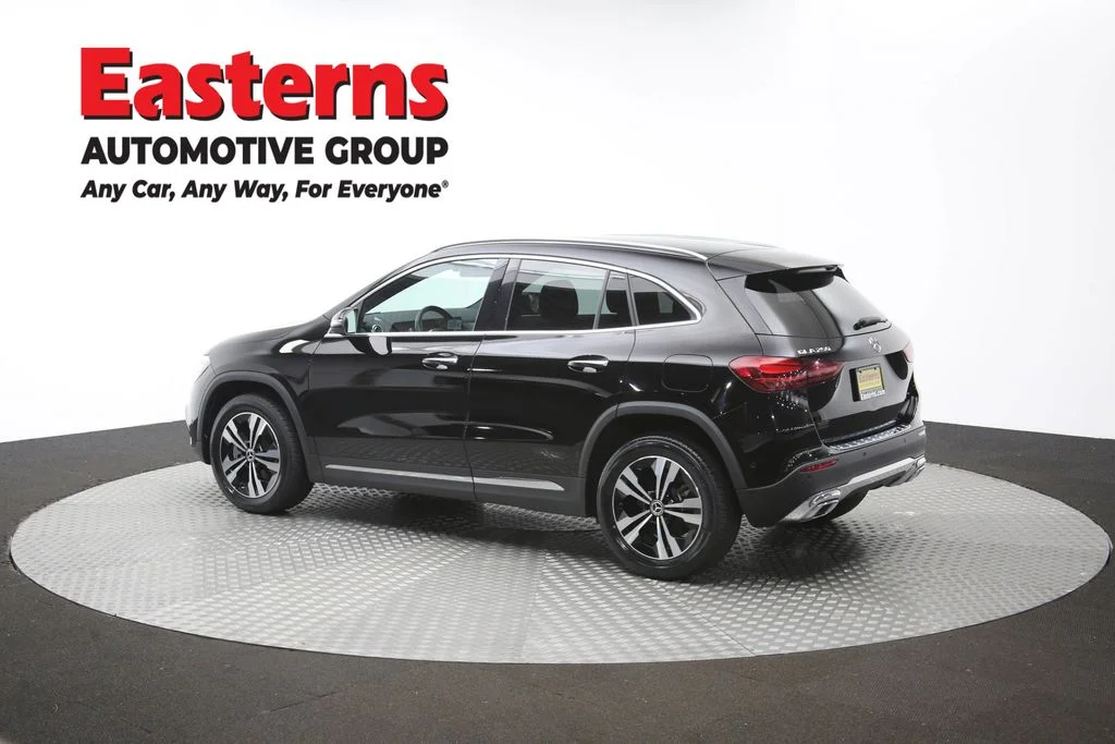 Used 2025 Black Mercedes-Benz GLA 250 image 62
