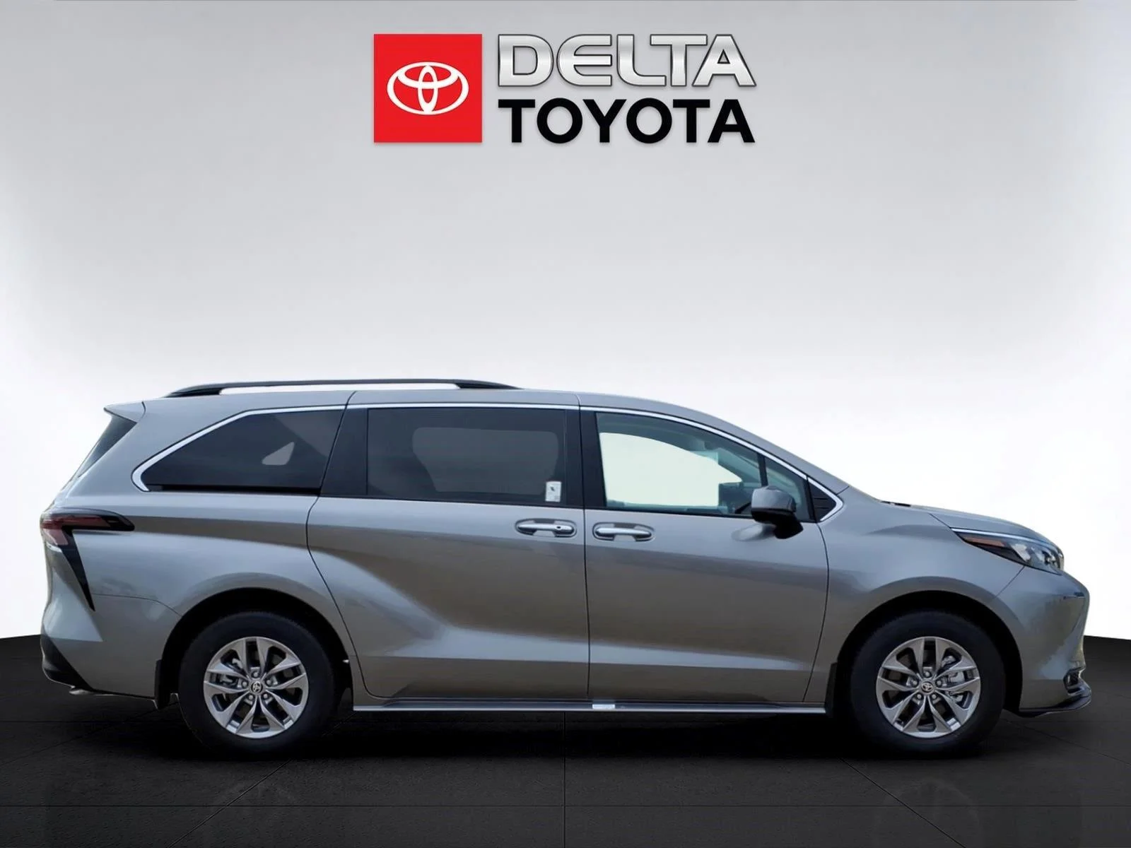 New 2026 Heavy Metal Toyota XLE image 6