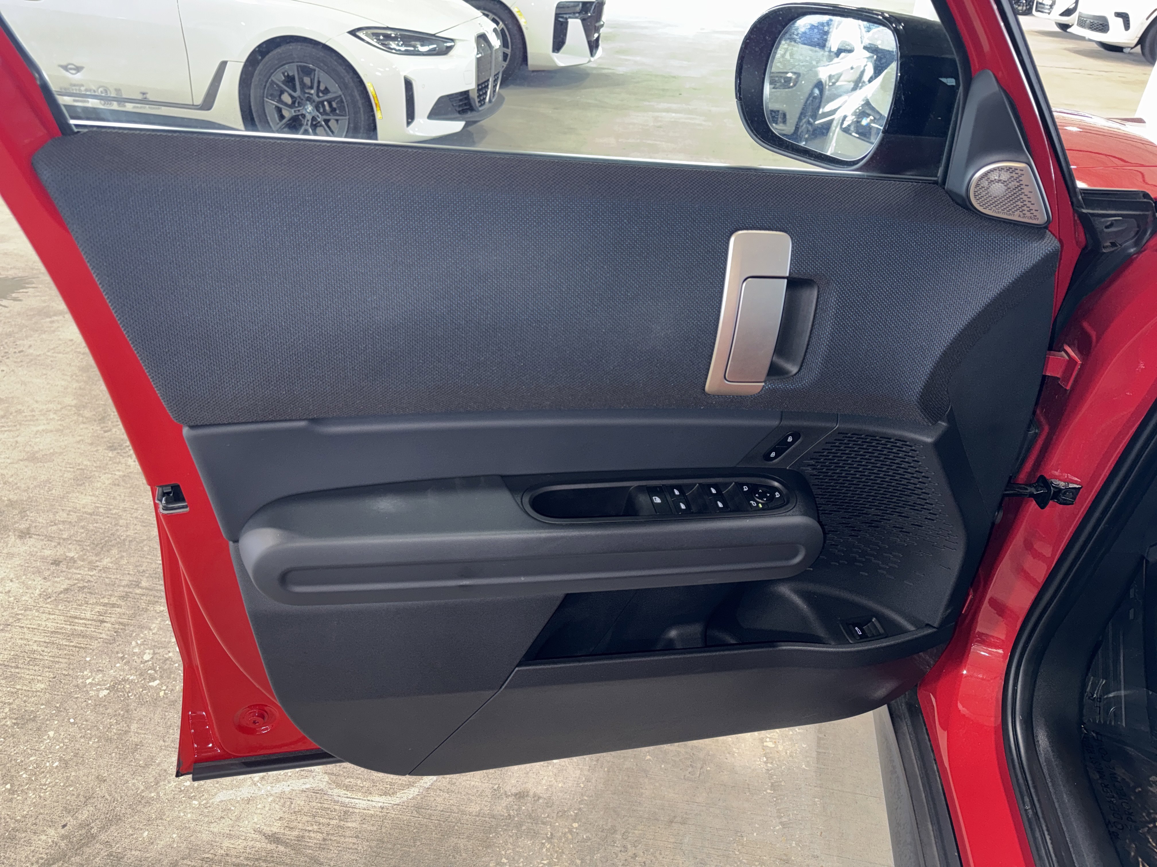 Used 2025 Chili Red II MINI S image 17