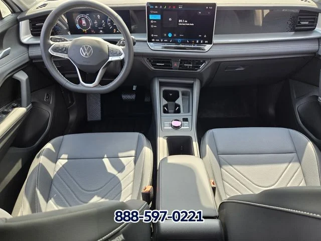 New 2026 WHITE Volkswagen 2.0T SE image 9