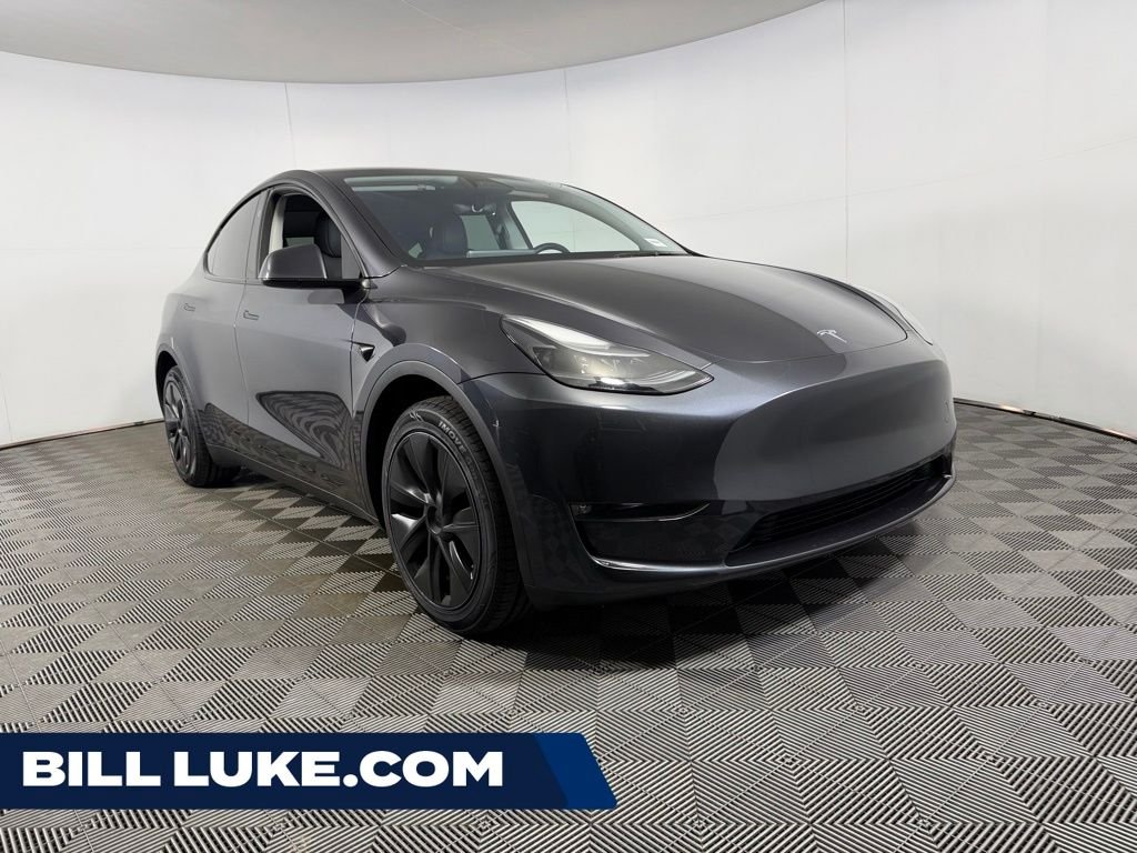 2024 Tesla Model Y Long Range Dual Motor All-Wheel Drive's photo