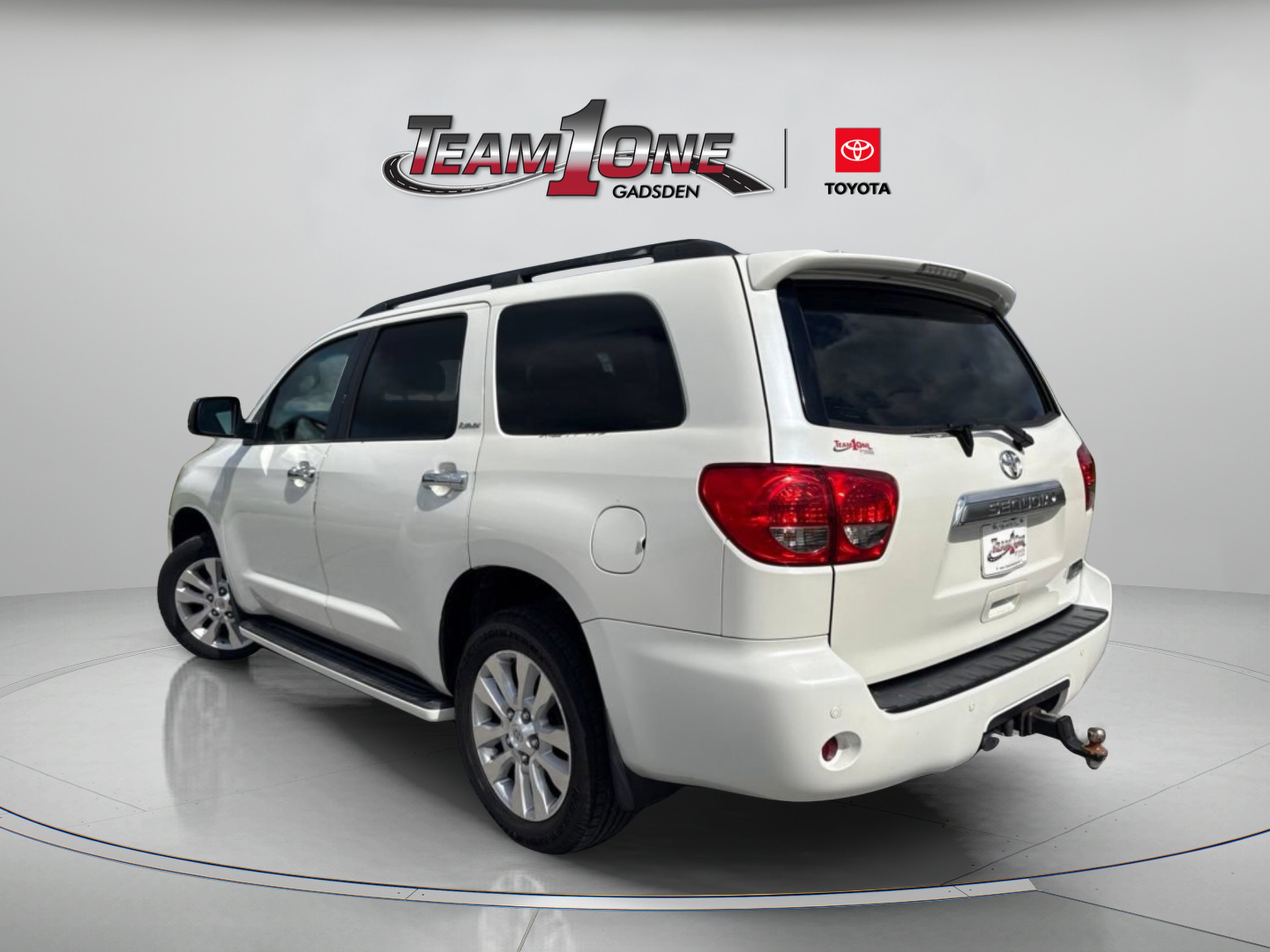 Used 2016 Blizzard Pearl Toyota Platinum image 7