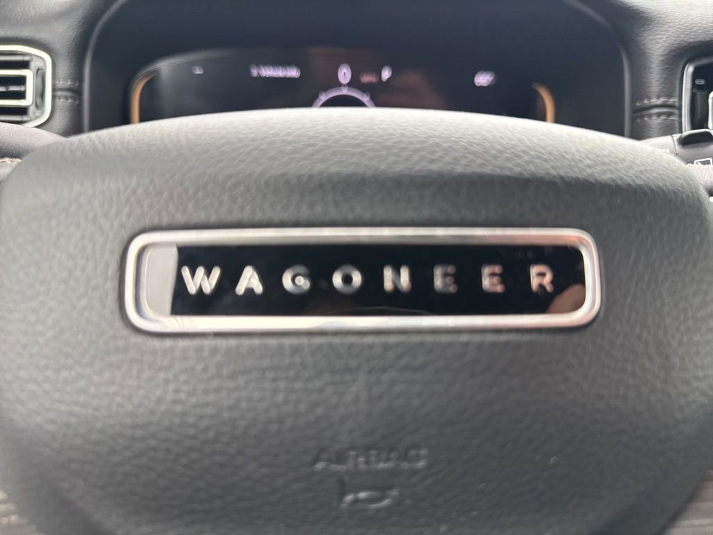 2024 Jeep Wagoneer L Series III - Photo 12
