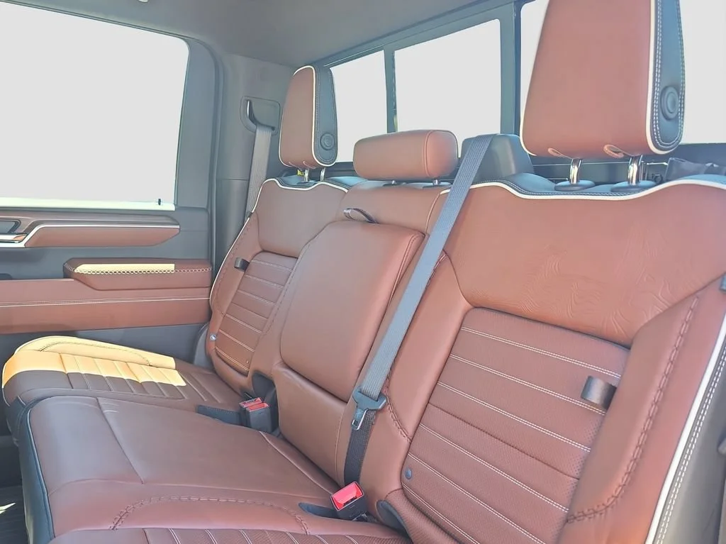 2026 GMC Sierra 2500HD Denali Ultimate - Photo 12