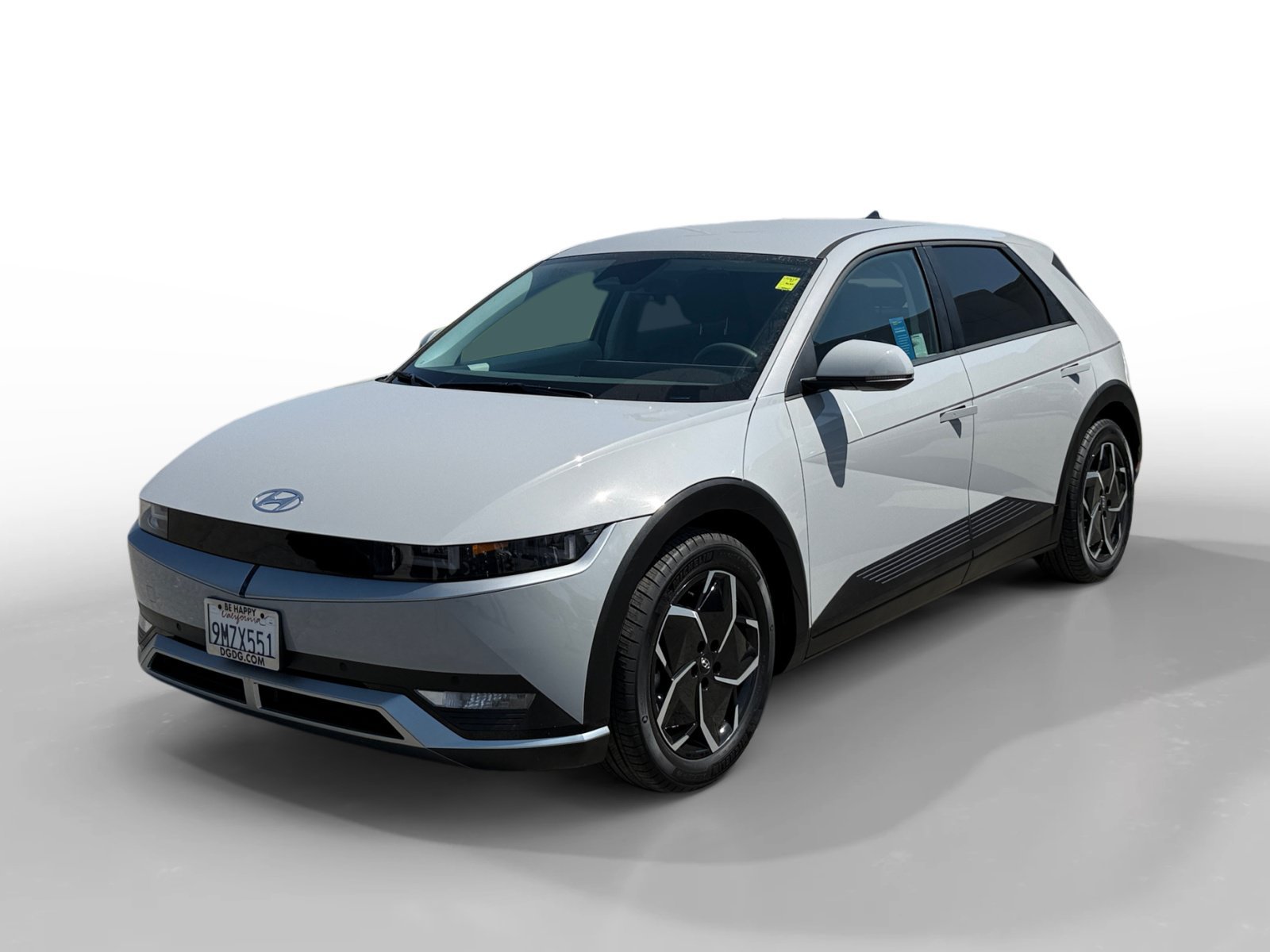 Used 2024 Cyber Gray Hyundai SEL image 1