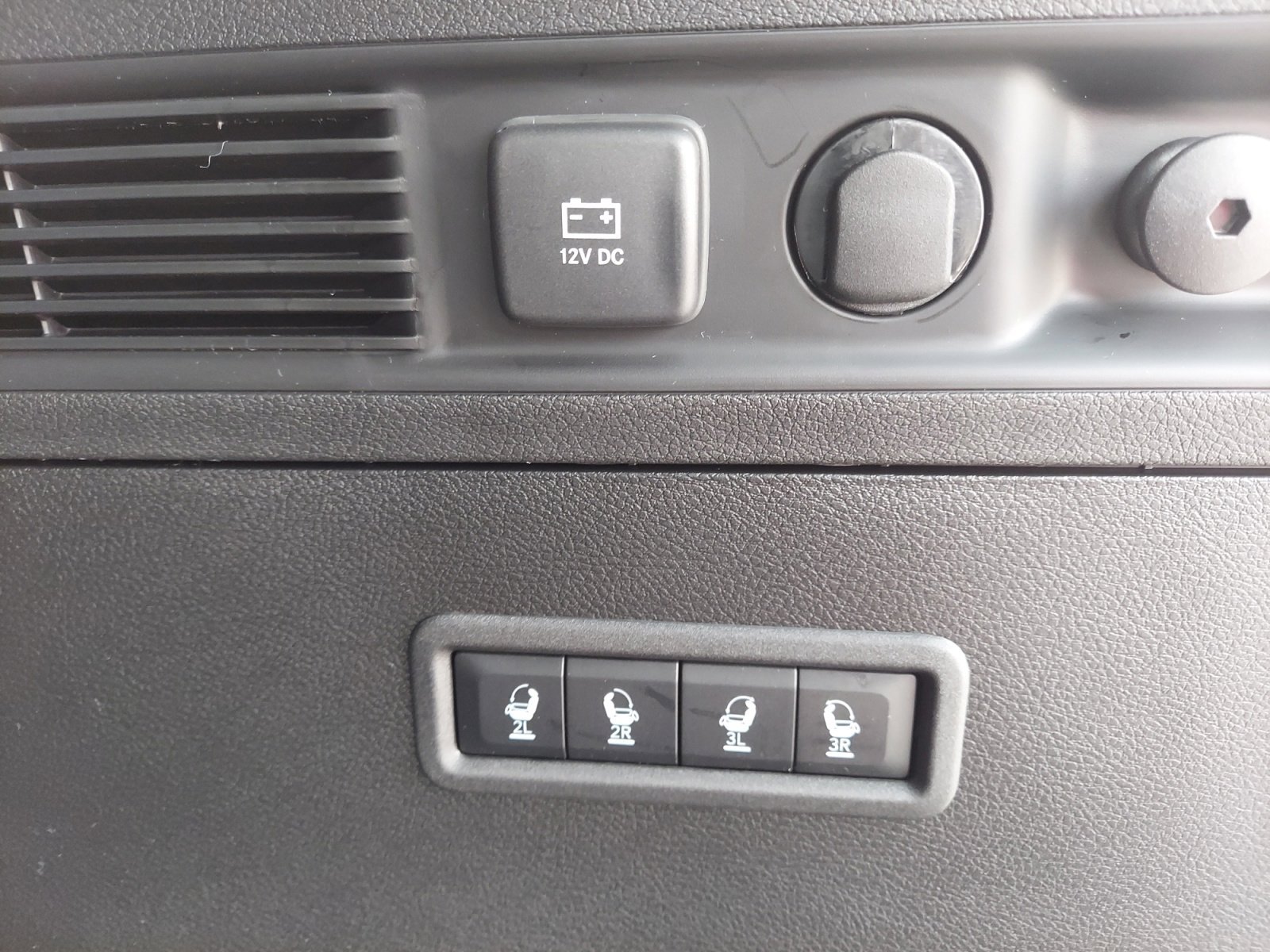 New 2026 Velvet Red Pearlcoat Jeep Limited Altitude image 35