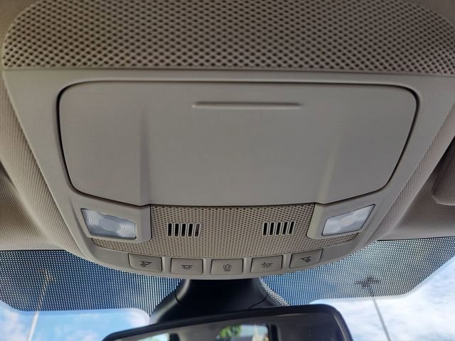 Used 2022 Silver Ford SEL image 49