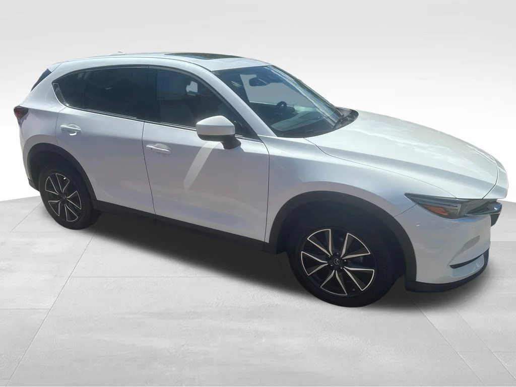 Used 2017 White Mazda Grand Touring image 32