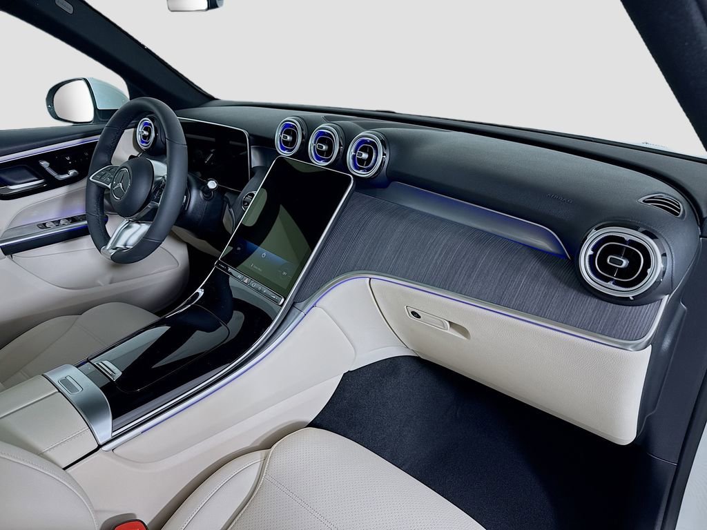 New 2026 Polar White Mercedes-Benz GLC 300 image 63