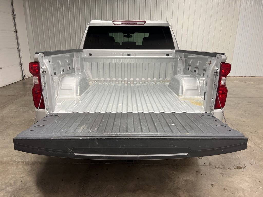 2022 Chevrolet Silverado 1500 LT - Photo 7
