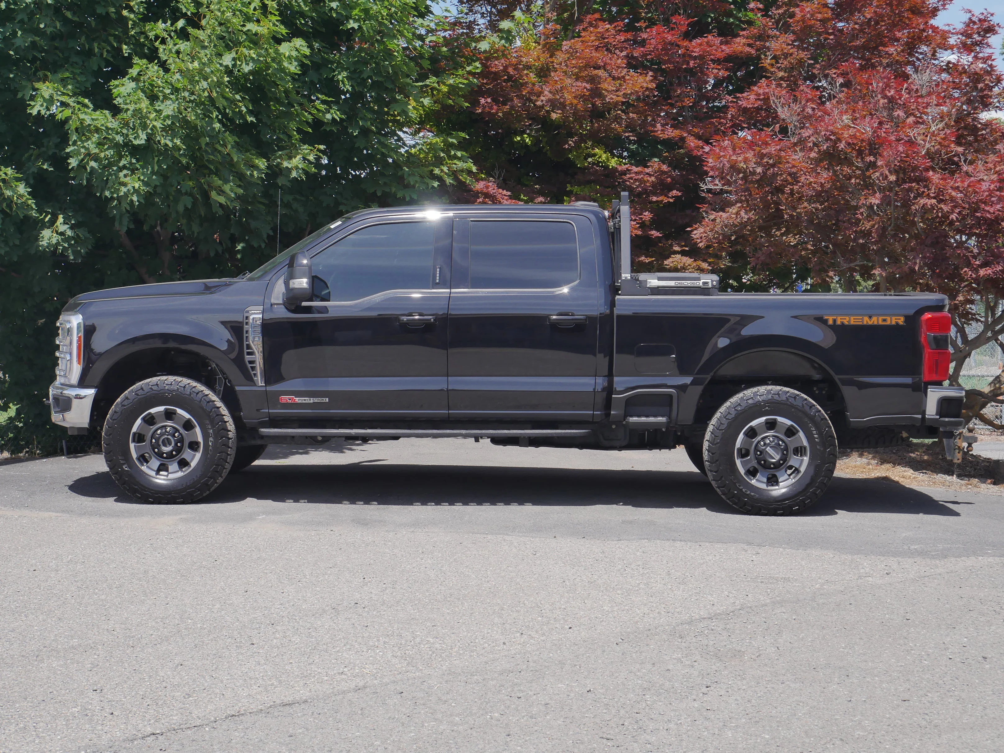 Certified Used 2023 Black Metallic Ford LARIAT image 19