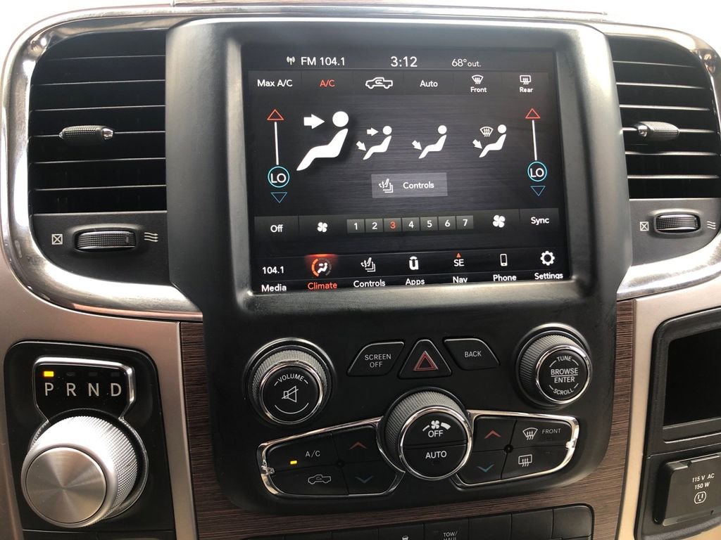 Used 2018 Black Ram Laramie image 23