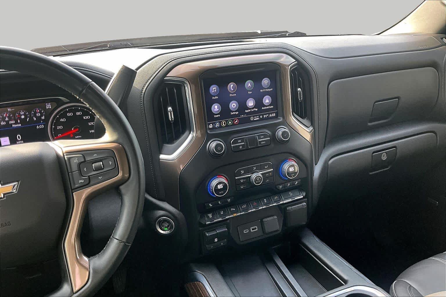 Used 2023 Iridescent Pearl Tricoat Chevrolet High Country image 7