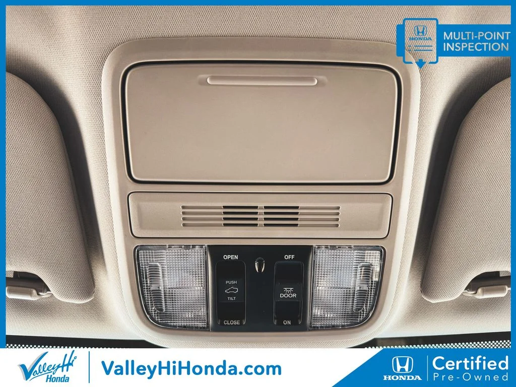 Used 2025 White Honda EX-L image 33