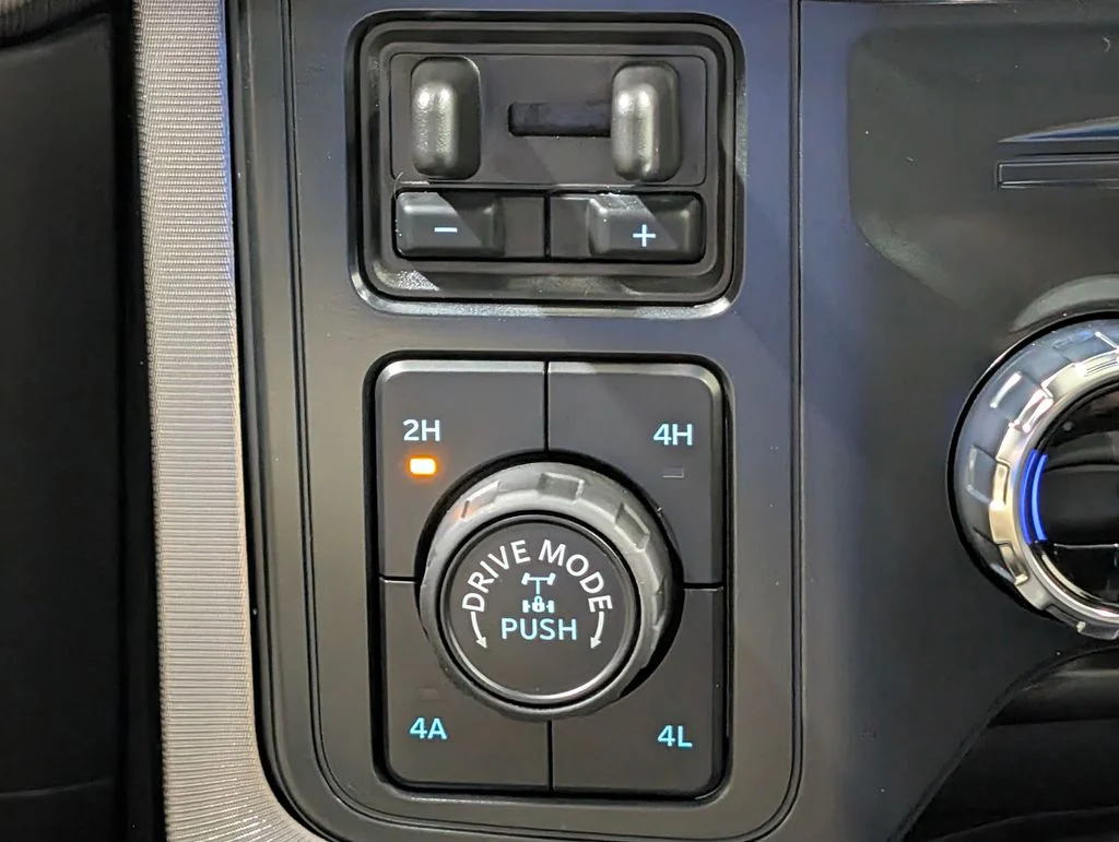 New 2026 Agate Black Metallic Ford Platinum® image 7