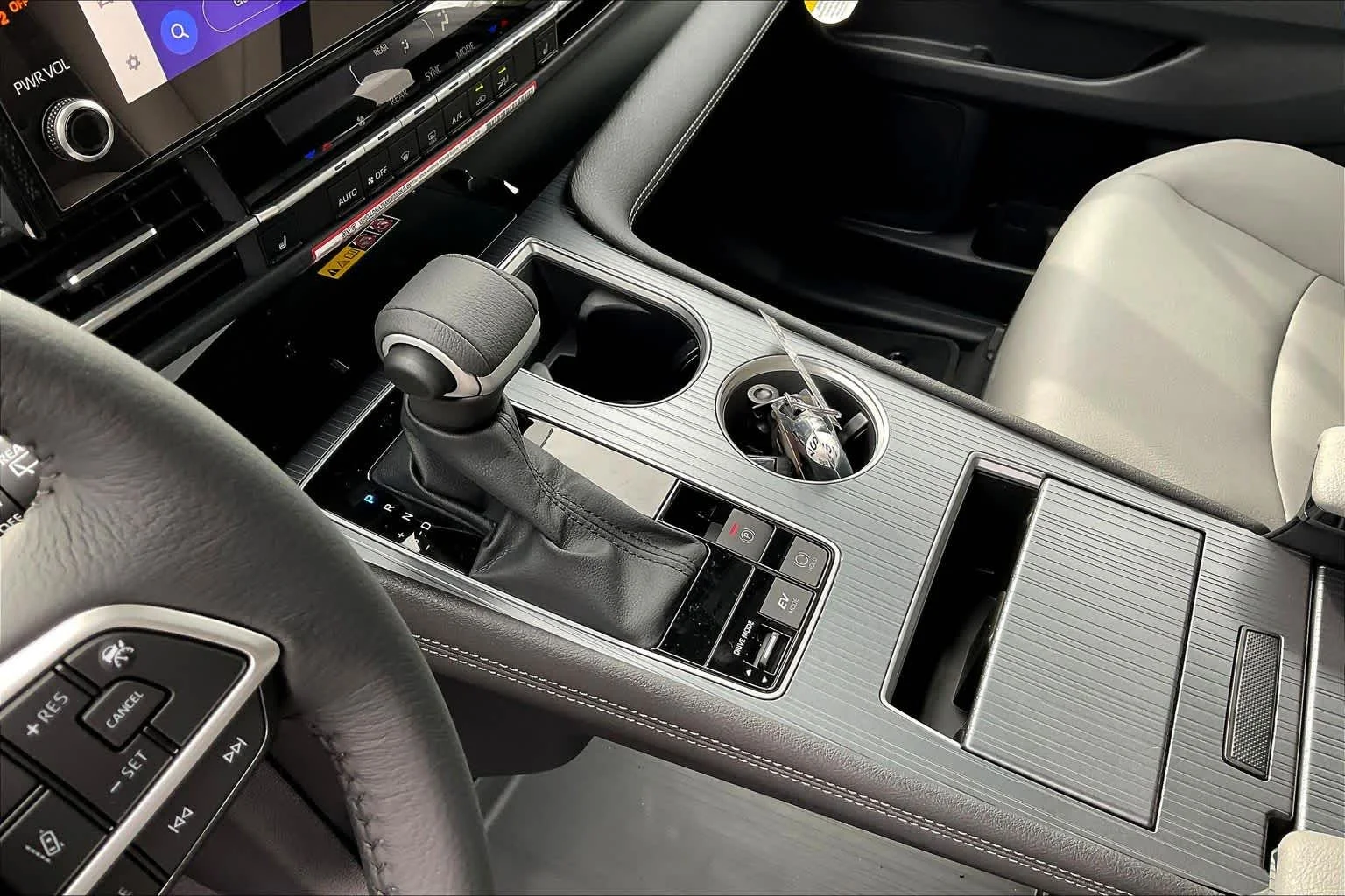 New 2026 Wind Chill Pearl Toyota XLE image 7