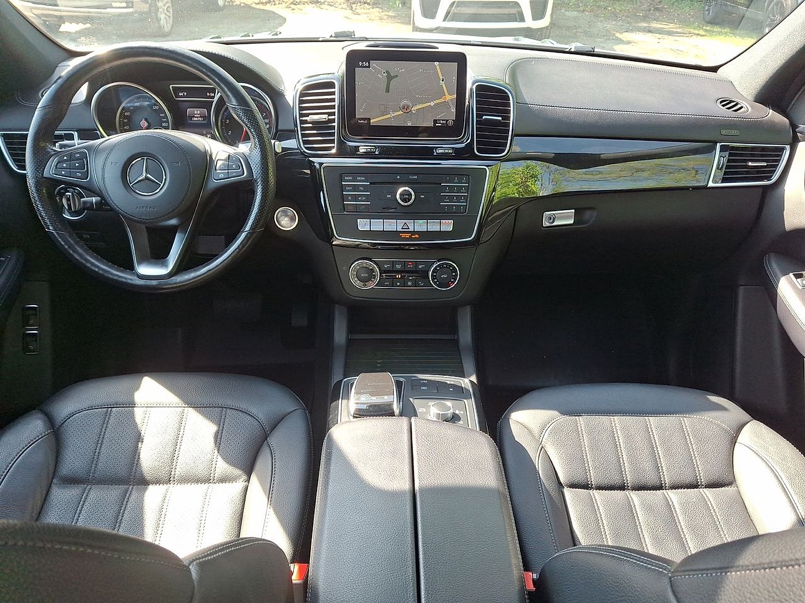 Used 2019 Iridium Silver Metallic - 775 Mercedes-Benz 4MATIC® image 10