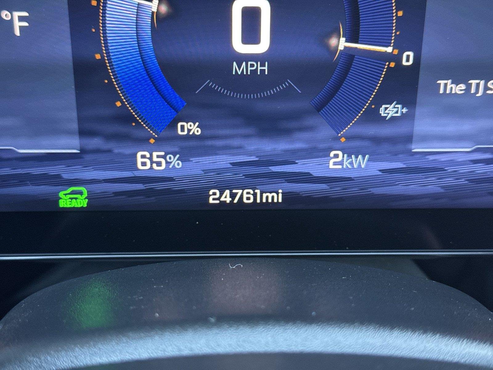 2024 Chevrolet Equinox EV LT - Photo 12