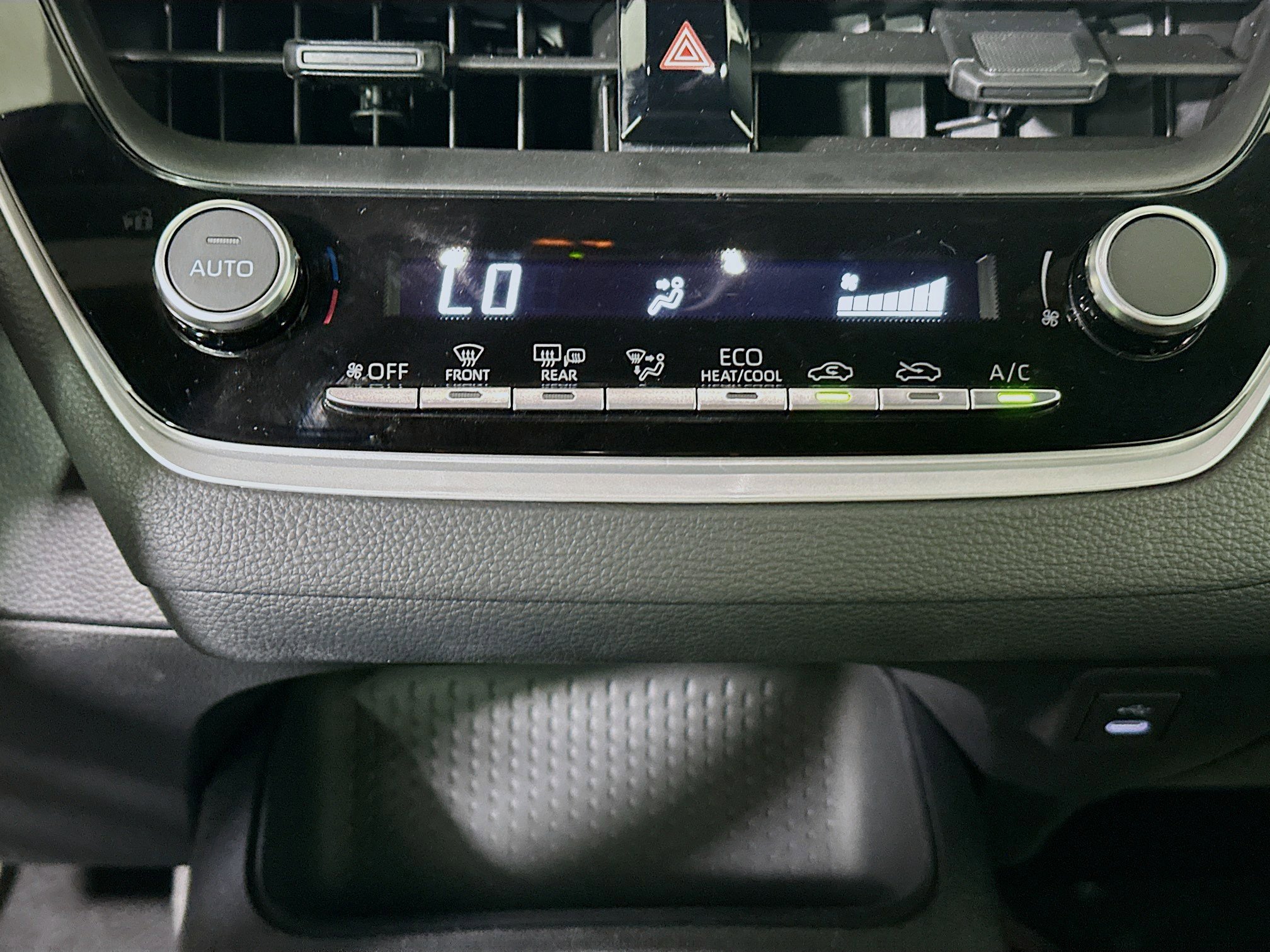 Used 2026 Ice Toyota SE image 23