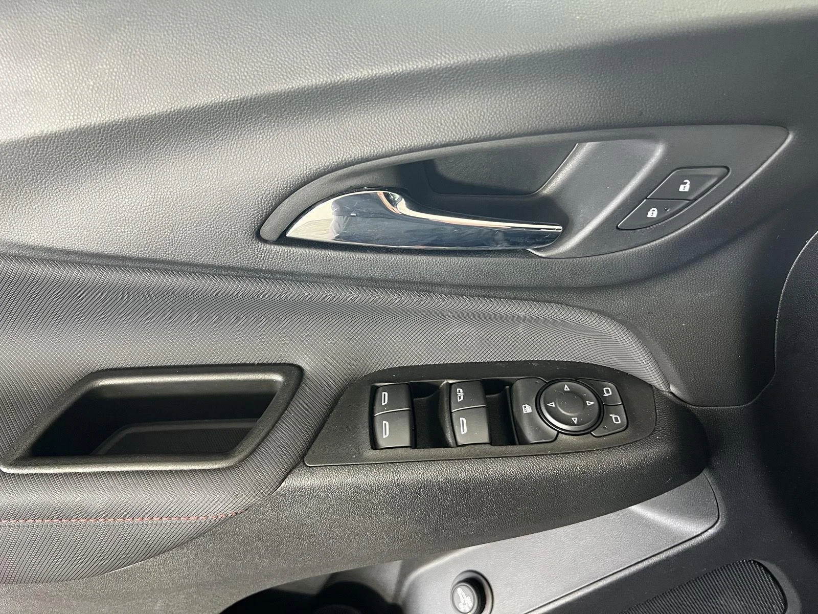 Used 2022 Blue Chevrolet RS image 6