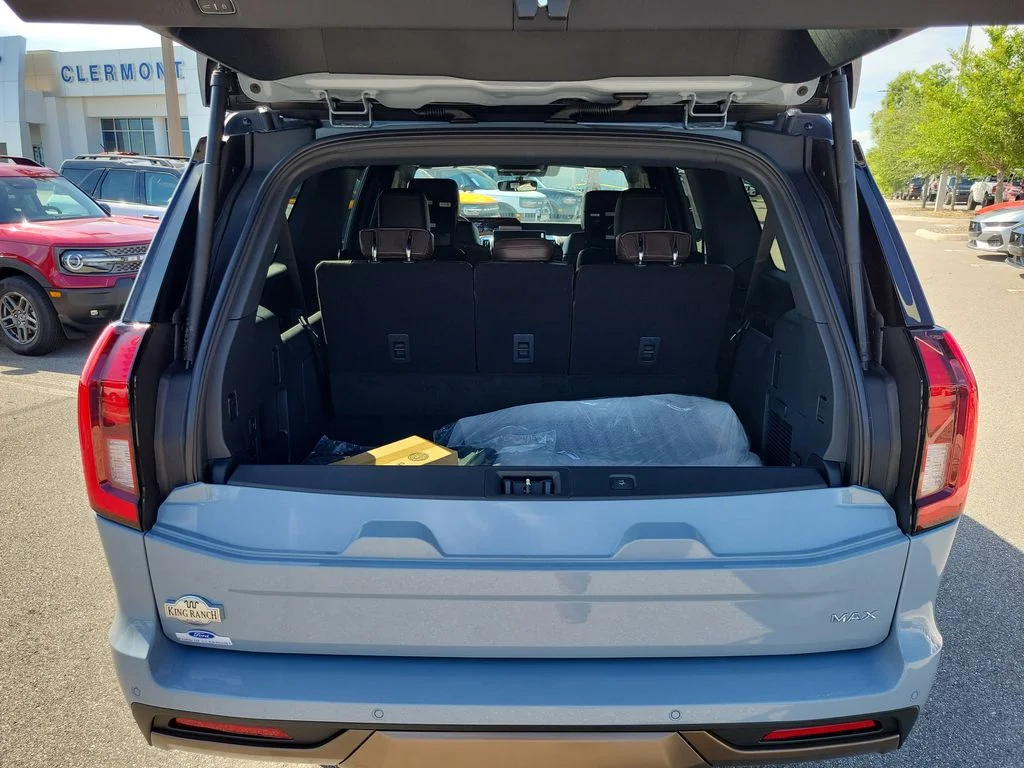 New 2026 Gray Ford King Ranch image 10