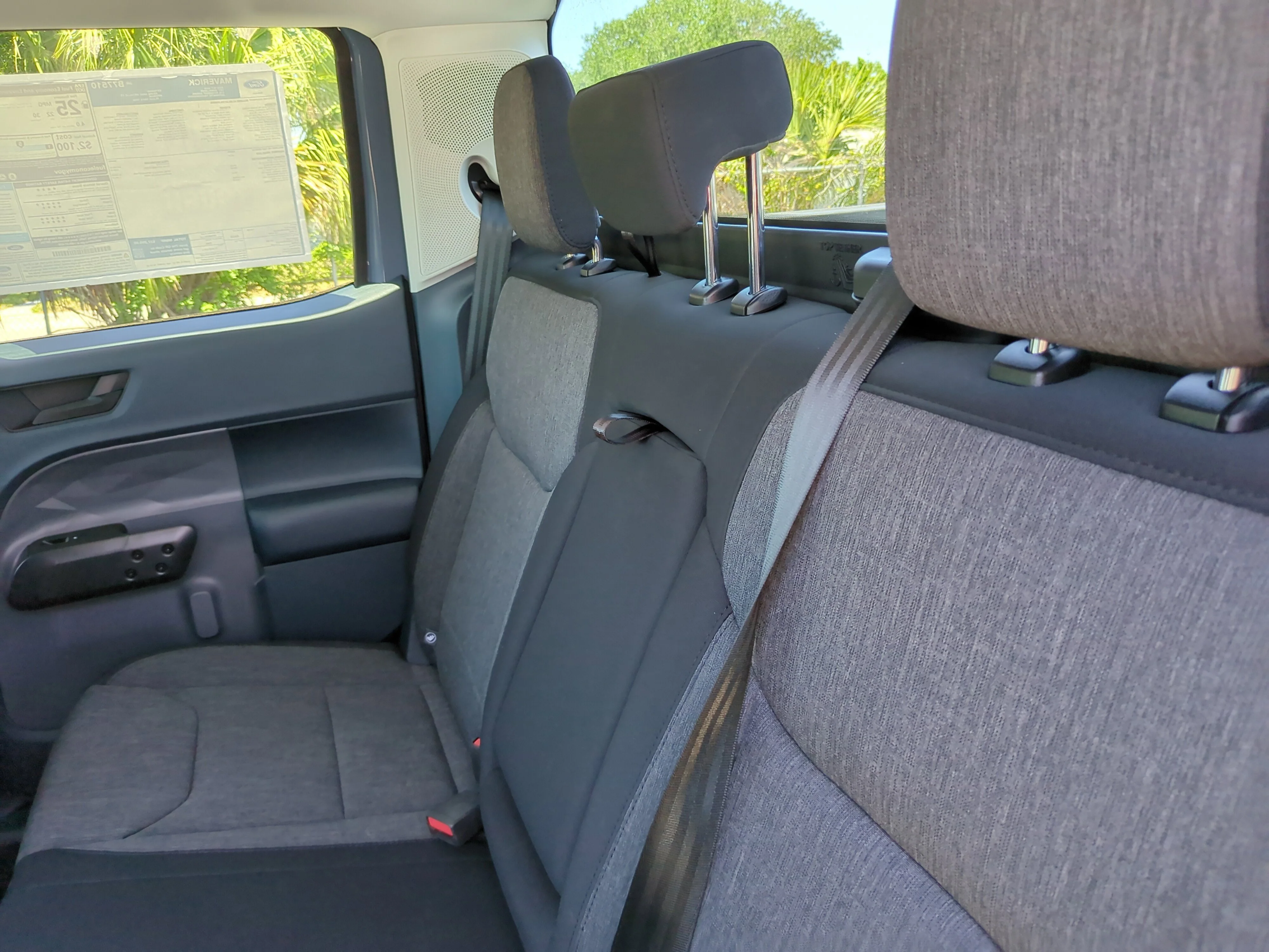 New 2025 Azure Gray Metallic Tri-Coat Ford XLT image 13
