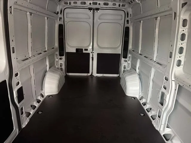 New 2026 Bright White Clear-Coat Exterior Paint RAM High Roof image 16