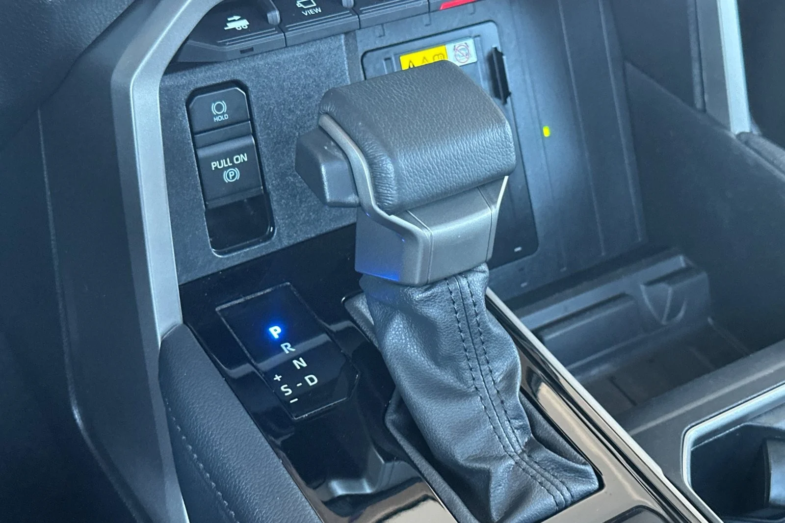 Used 2024 Lunar Rock Toyota Limited Hybrid image 19