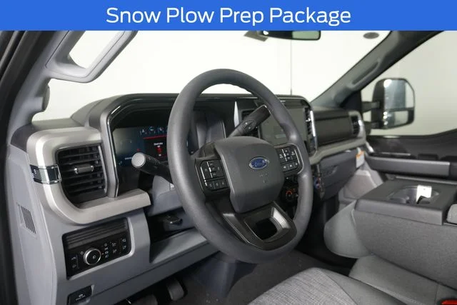 New 2026 Carbonized Gray Metallic Ford F-250® XLT image 5