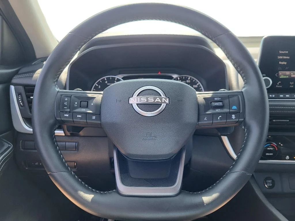 Used 2026 Super Black Nissan SV image 11
