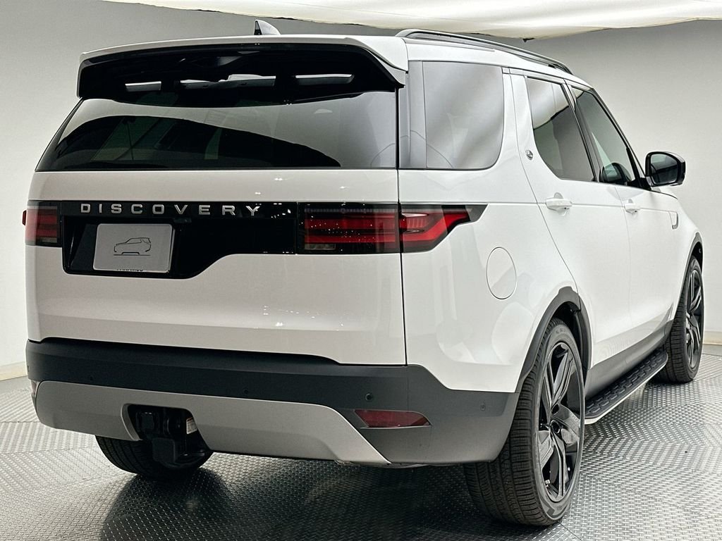 New 2026 Fuji White Land Rover S image 3