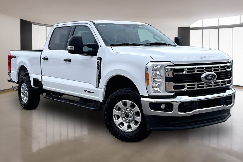 Used 2023 White Ford XLT image 11